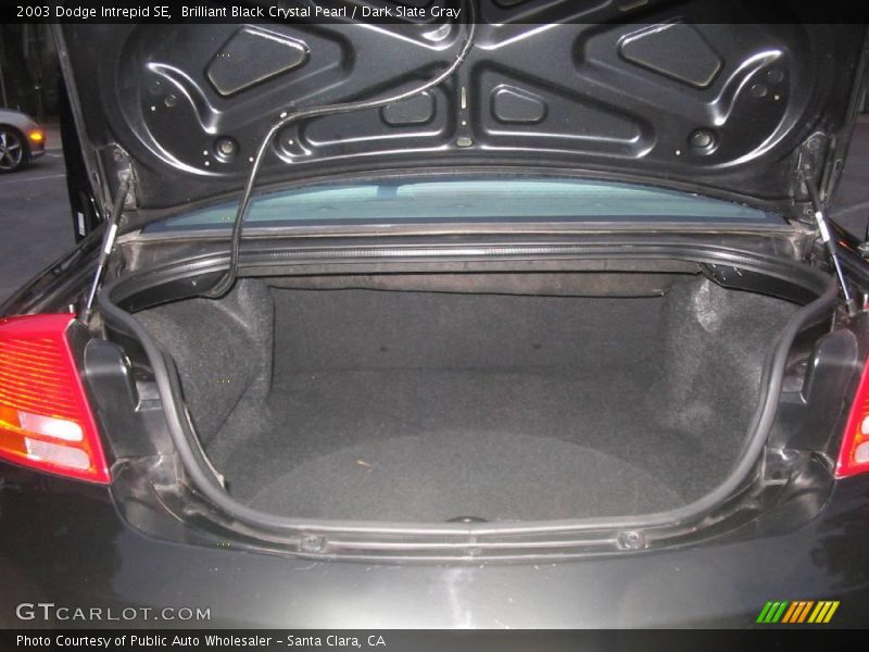 Brilliant Black Crystal Pearl / Dark Slate Gray 2003 Dodge Intrepid SE