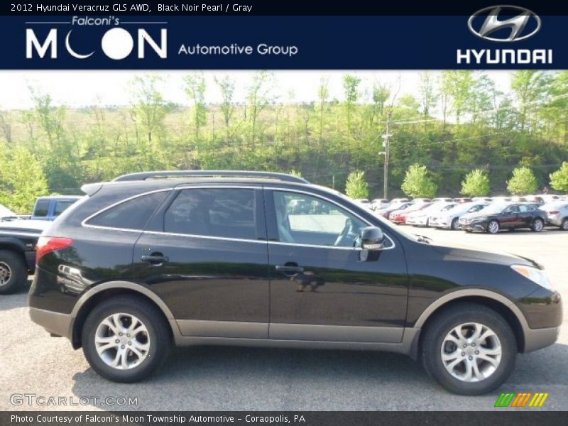 Black Noir Pearl / Gray 2012 Hyundai Veracruz GLS AWD