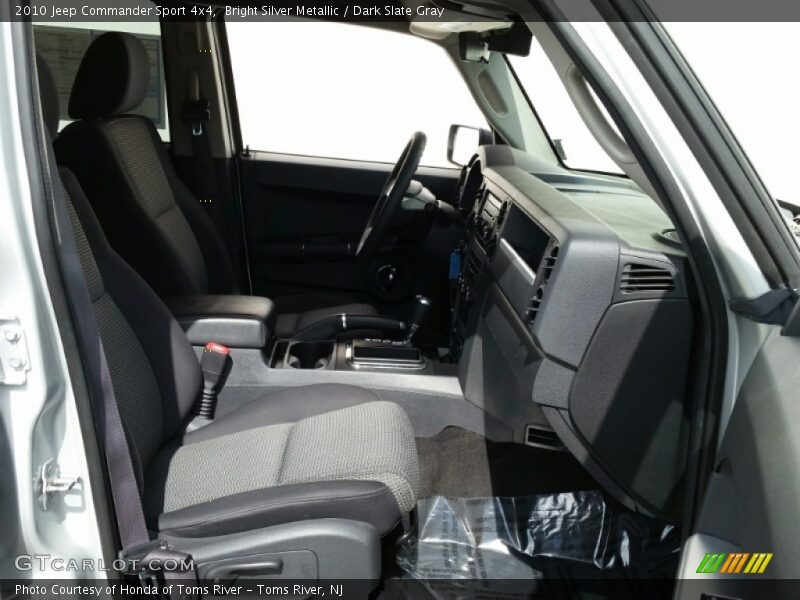 Bright Silver Metallic / Dark Slate Gray 2010 Jeep Commander Sport 4x4