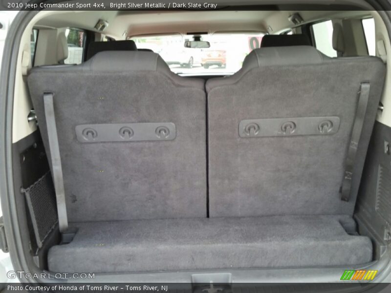 Bright Silver Metallic / Dark Slate Gray 2010 Jeep Commander Sport 4x4