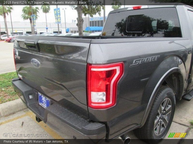 Magnetic Metallic / Black 2015 Ford F150 XLT SuperCrew