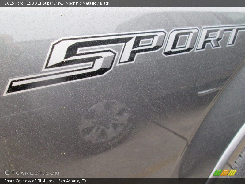 Magnetic Metallic / Black 2015 Ford F150 XLT SuperCrew