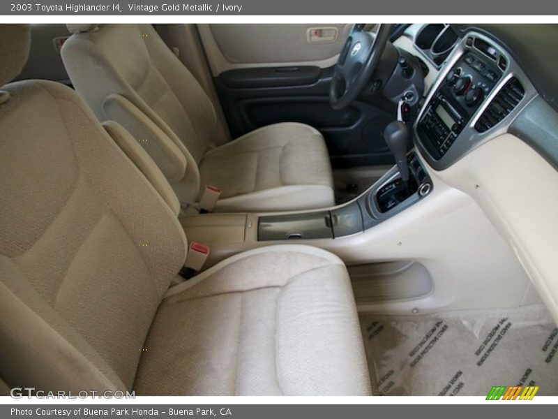 Vintage Gold Metallic / Ivory 2003 Toyota Highlander I4