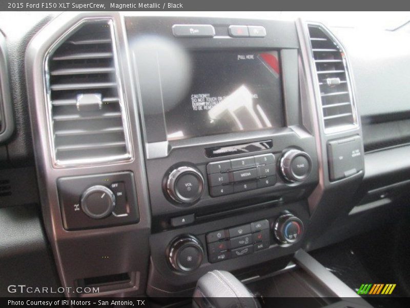 Magnetic Metallic / Black 2015 Ford F150 XLT SuperCrew