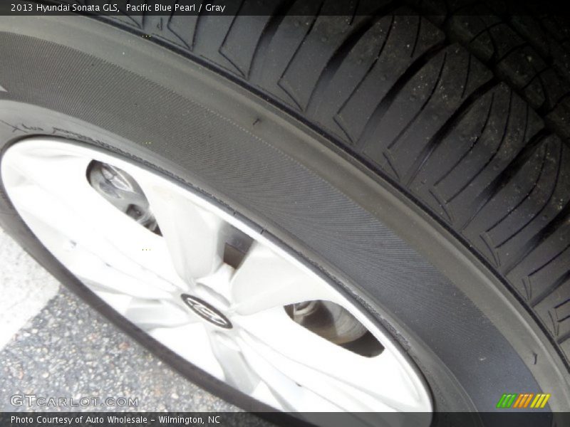 Pacific Blue Pearl / Gray 2013 Hyundai Sonata GLS