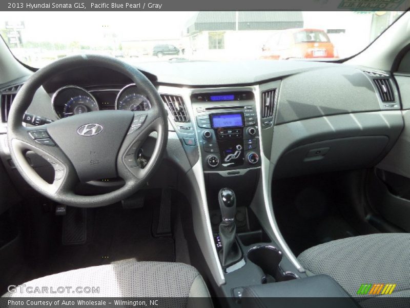 Pacific Blue Pearl / Gray 2013 Hyundai Sonata GLS