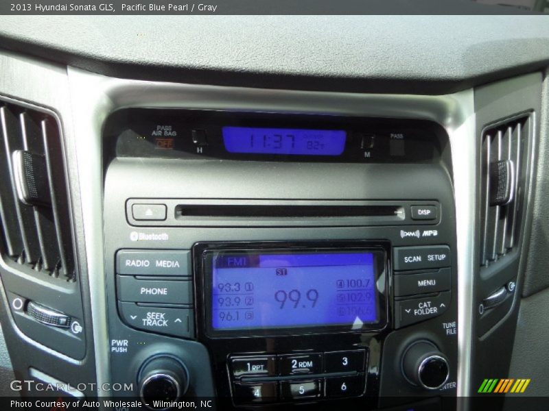 Pacific Blue Pearl / Gray 2013 Hyundai Sonata GLS