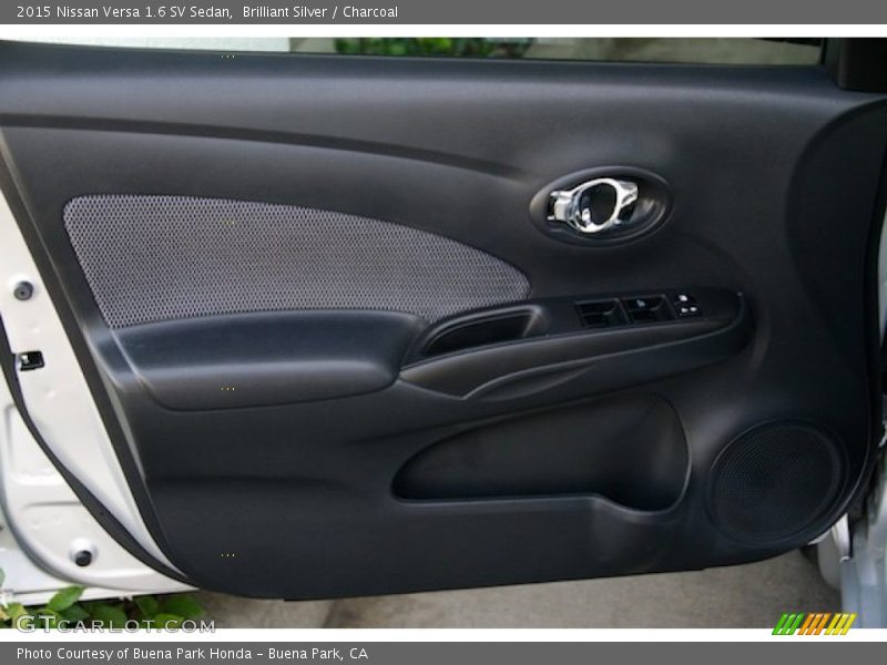 Brilliant Silver / Charcoal 2015 Nissan Versa 1.6 SV Sedan