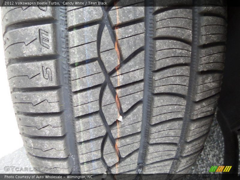 Candy White / Titan Black 2012 Volkswagen Beetle Turbo