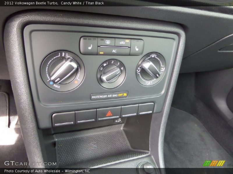 Candy White / Titan Black 2012 Volkswagen Beetle Turbo