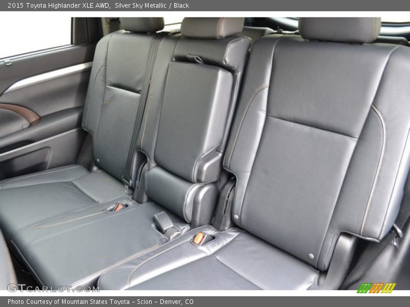 Silver Sky Metallic / Black 2015 Toyota Highlander XLE AWD