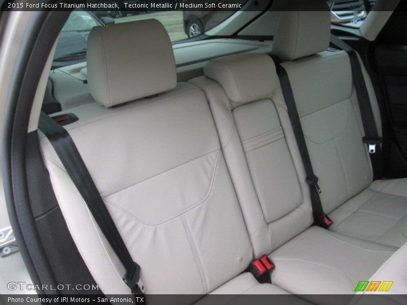 Tectonic Metallic / Medium Soft Ceramic 2015 Ford Focus Titanium Hatchback