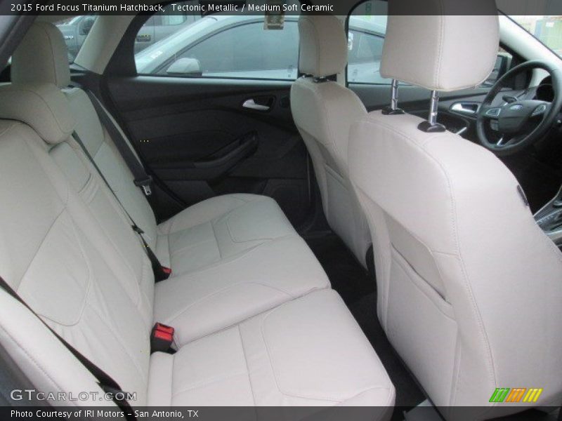 Tectonic Metallic / Medium Soft Ceramic 2015 Ford Focus Titanium Hatchback