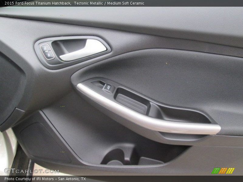 Tectonic Metallic / Medium Soft Ceramic 2015 Ford Focus Titanium Hatchback