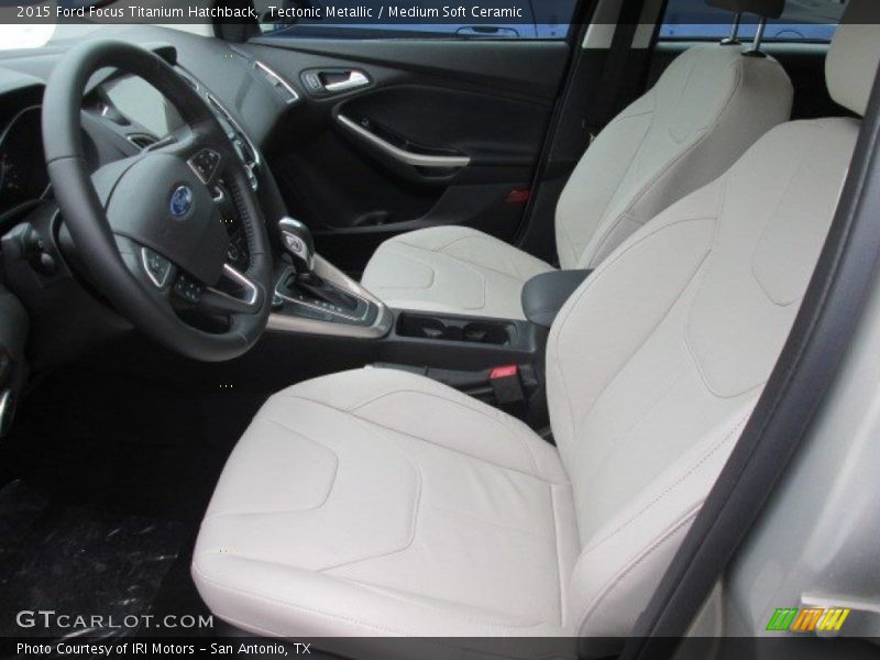 Tectonic Metallic / Medium Soft Ceramic 2015 Ford Focus Titanium Hatchback