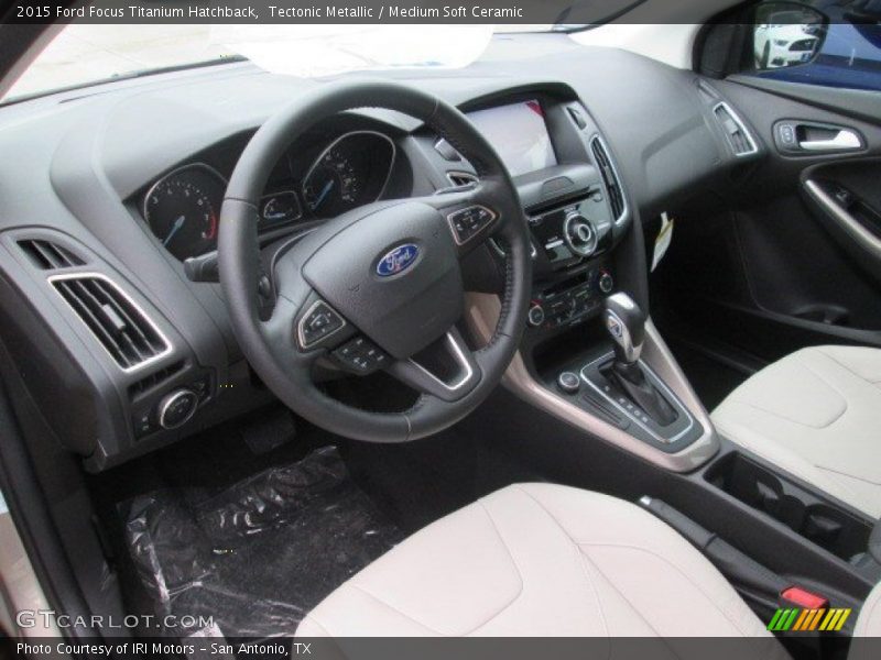 Tectonic Metallic / Medium Soft Ceramic 2015 Ford Focus Titanium Hatchback