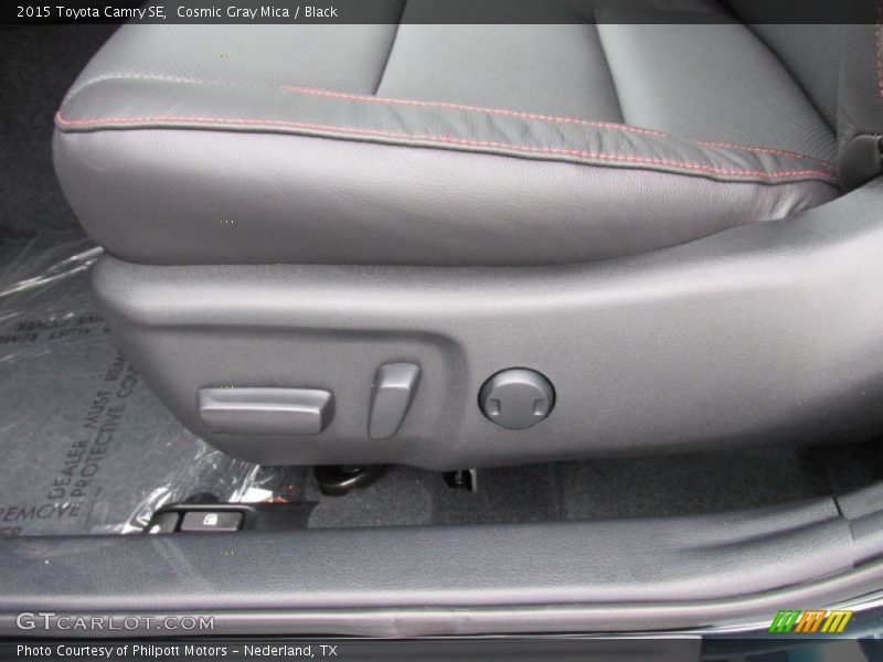 Cosmic Gray Mica / Black 2015 Toyota Camry SE