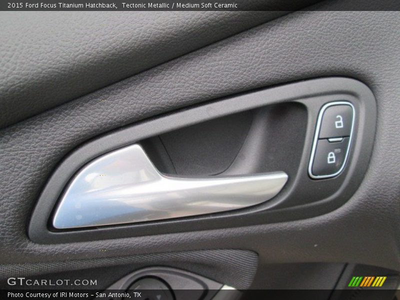 Tectonic Metallic / Medium Soft Ceramic 2015 Ford Focus Titanium Hatchback