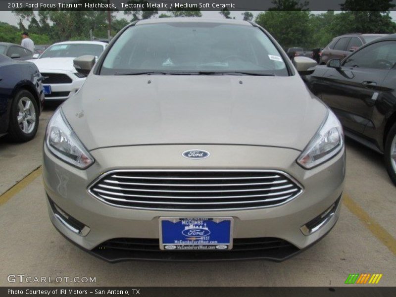 Tectonic Metallic / Medium Soft Ceramic 2015 Ford Focus Titanium Hatchback