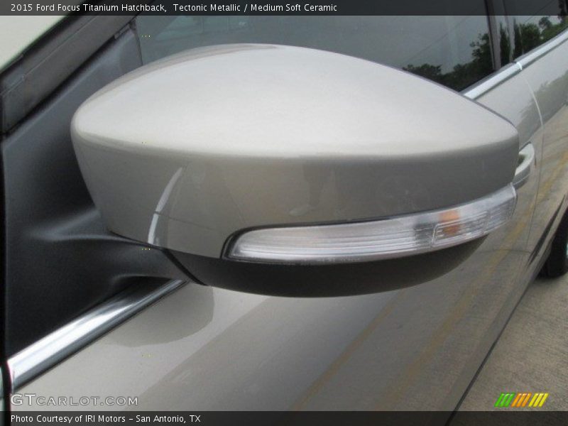 Tectonic Metallic / Medium Soft Ceramic 2015 Ford Focus Titanium Hatchback