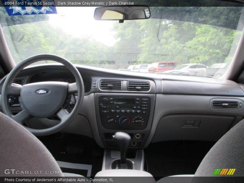 Dark Shadow Grey Metallic / Dark Charcoal 2004 Ford Taurus SE Sedan