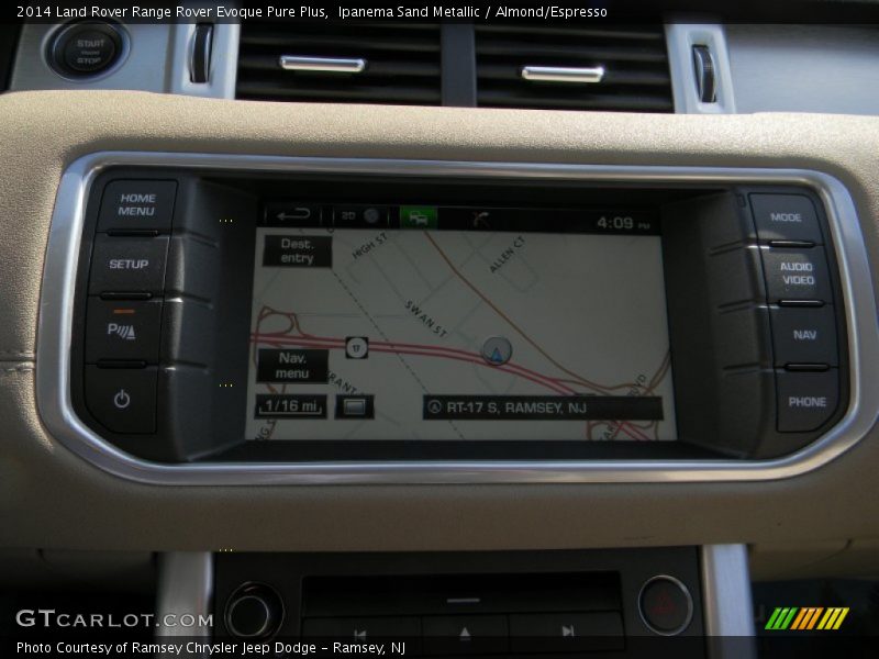 Ipanema Sand Metallic / Almond/Espresso 2014 Land Rover Range Rover Evoque Pure Plus