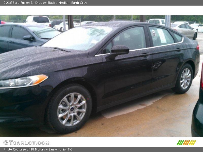 Shadow Black / Medium Earth Gray 2016 Ford Fusion S