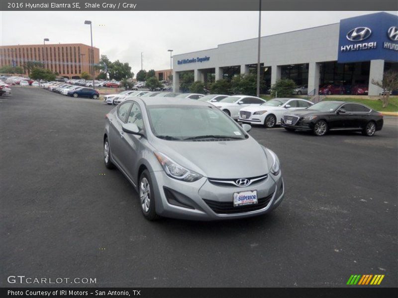 Shale Gray / Gray 2016 Hyundai Elantra SE