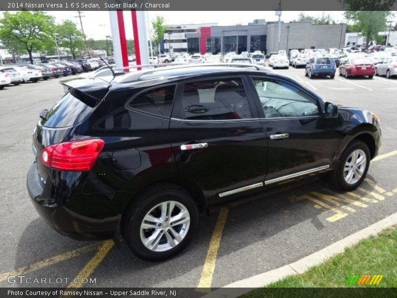 Super Black / Charcoal 2014 Nissan Versa 1.6 S Sedan