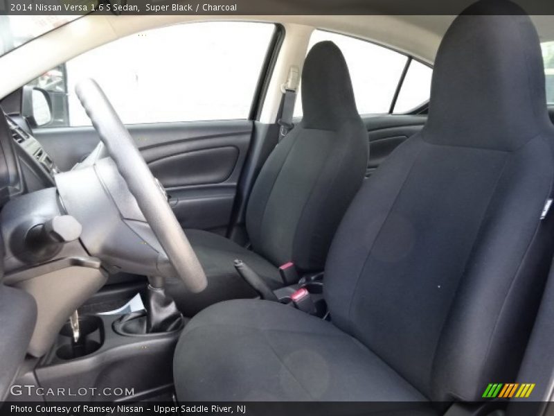 Super Black / Charcoal 2014 Nissan Versa 1.6 S Sedan