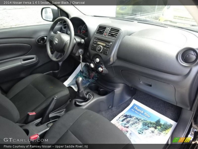Super Black / Charcoal 2014 Nissan Versa 1.6 S Sedan