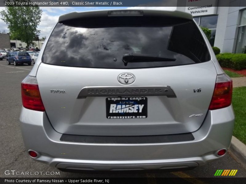 Classic Silver Metallic / Black 2009 Toyota Highlander Sport 4WD