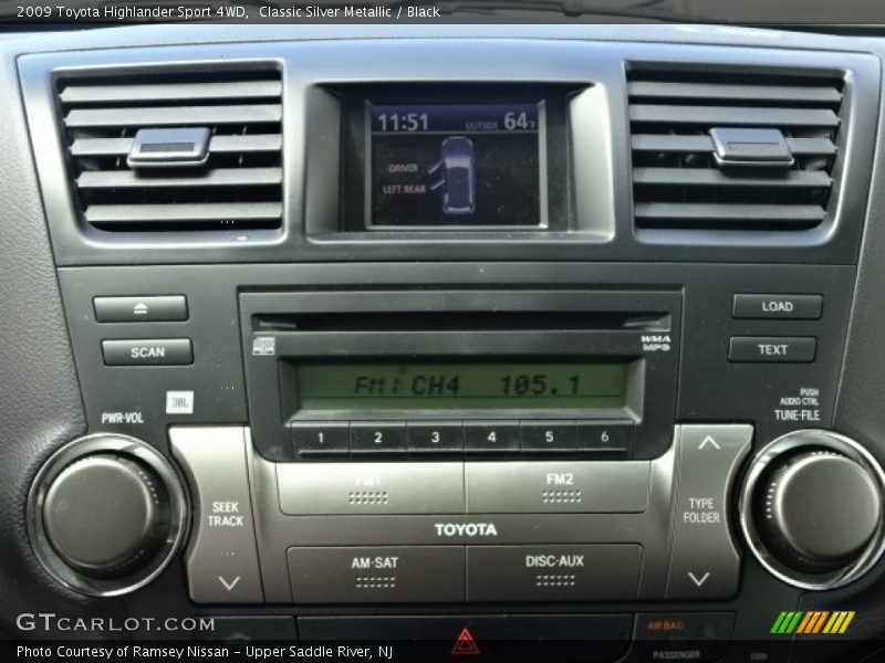 Classic Silver Metallic / Black 2009 Toyota Highlander Sport 4WD