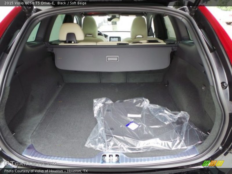 Black / Soft Beige 2015 Volvo XC60 T5 Drive-E