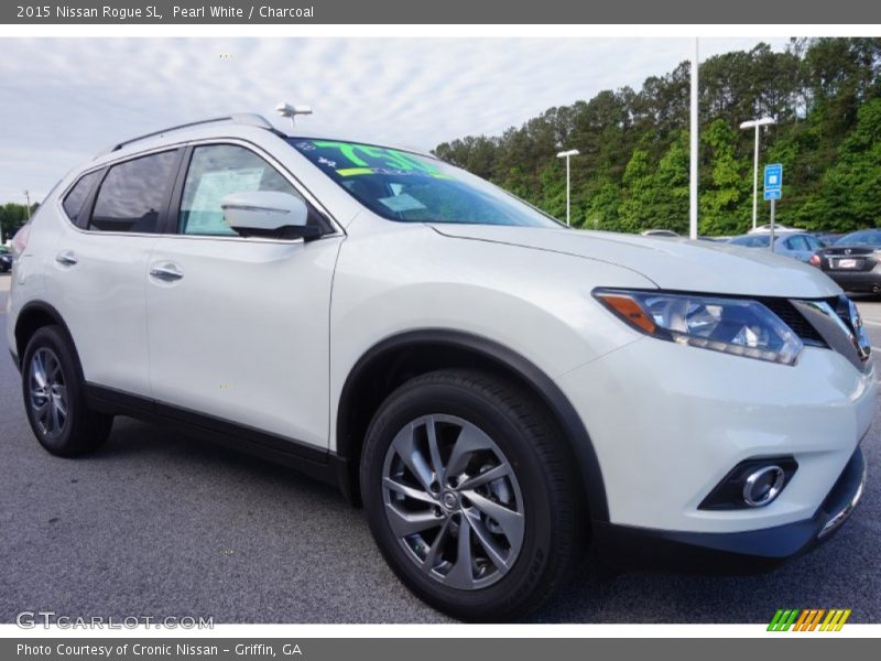 Pearl White / Charcoal 2015 Nissan Rogue SL