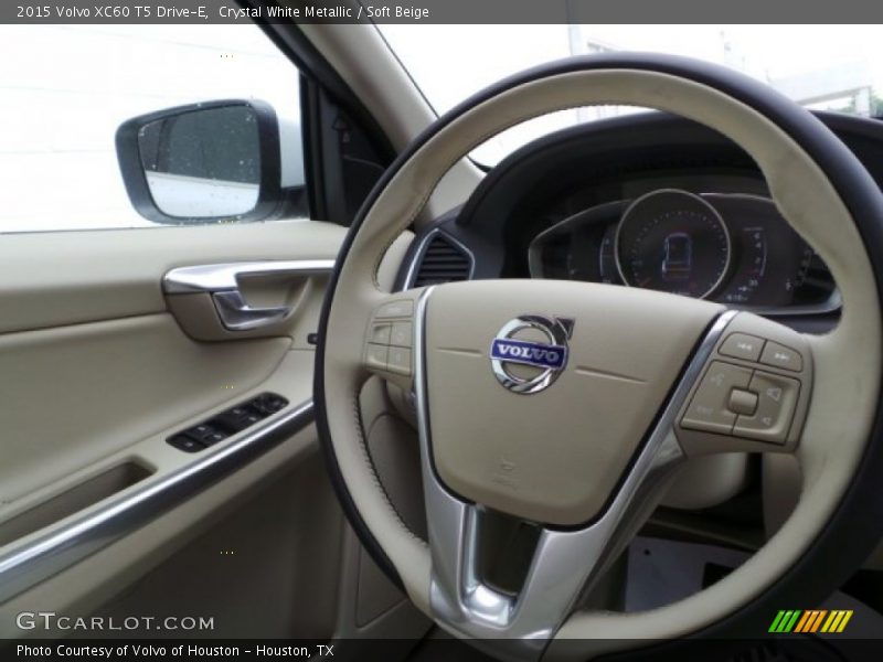 Crystal White Metallic / Soft Beige 2015 Volvo XC60 T5 Drive-E