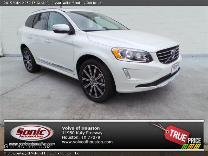 Crystal White Metallic / Soft Beige 2015 Volvo XC60 T5 Drive-E