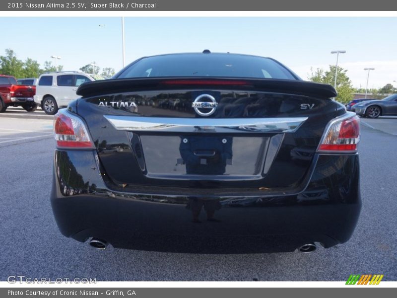 Super Black / Charcoal 2015 Nissan Altima 2.5 SV