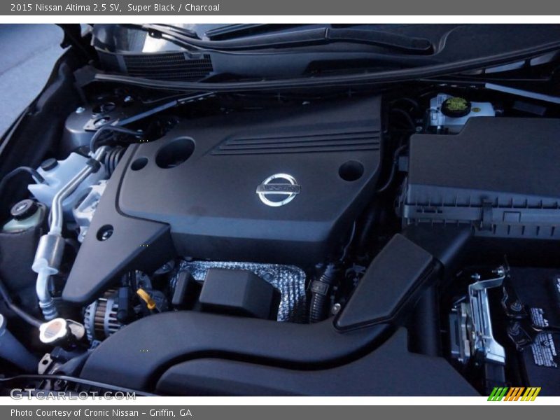 Super Black / Charcoal 2015 Nissan Altima 2.5 SV