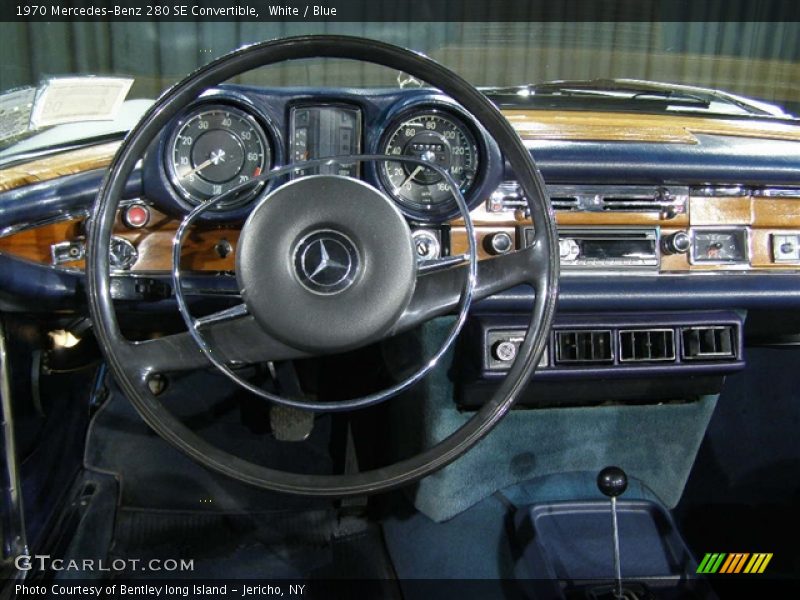 White / Blue 1970 Mercedes-Benz 280 SE Convertible