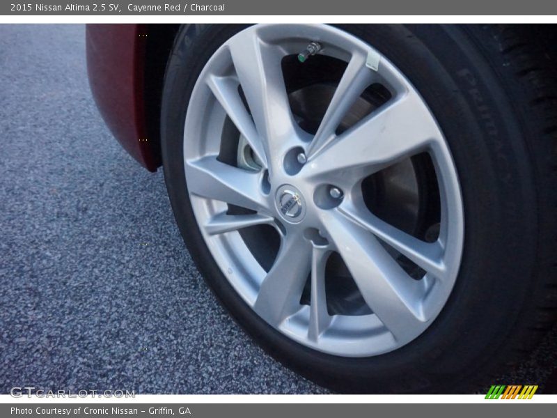 Cayenne Red / Charcoal 2015 Nissan Altima 2.5 SV