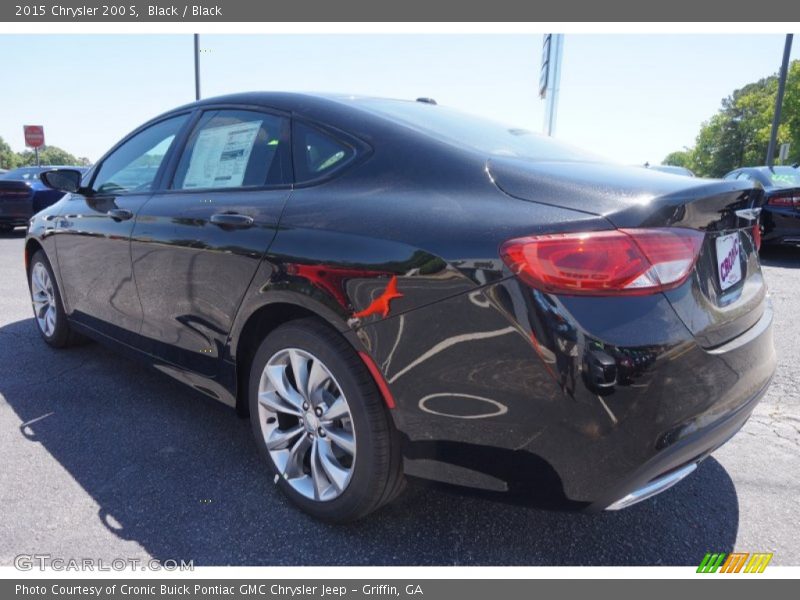 Black / Black 2015 Chrysler 200 S