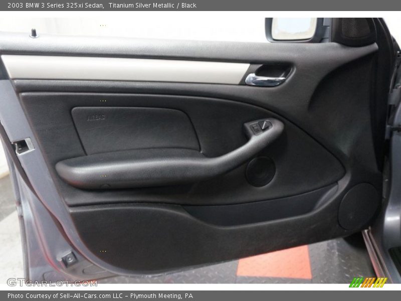 Titanium Silver Metallic / Black 2003 BMW 3 Series 325xi Sedan