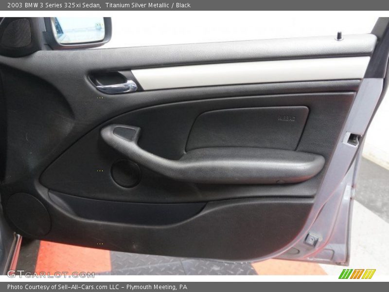 Titanium Silver Metallic / Black 2003 BMW 3 Series 325xi Sedan