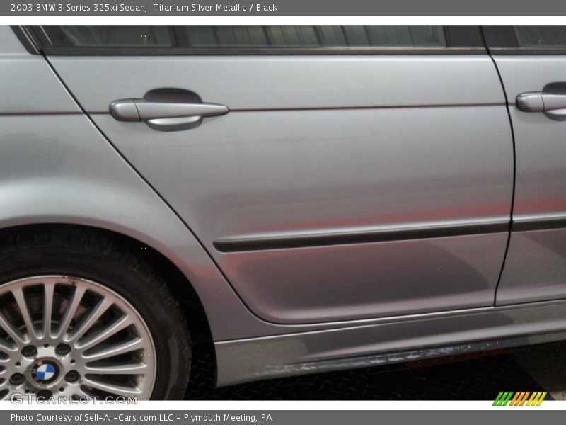 Titanium Silver Metallic / Black 2003 BMW 3 Series 325xi Sedan