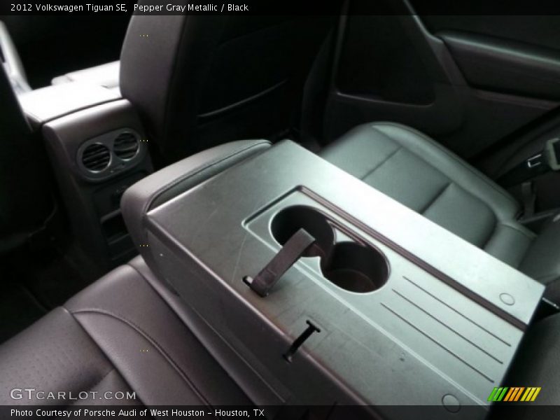 Pepper Gray Metallic / Black 2012 Volkswagen Tiguan SE