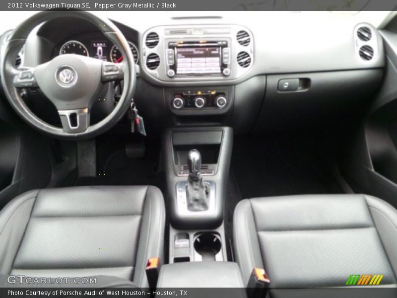 Pepper Gray Metallic / Black 2012 Volkswagen Tiguan SE
