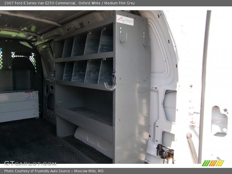 Oxford White / Medium Flint Grey 2007 Ford E Series Van E250 Commercial