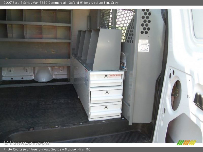 Oxford White / Medium Flint Grey 2007 Ford E Series Van E250 Commercial