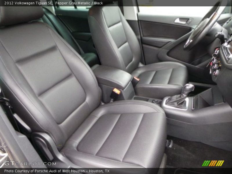 Pepper Gray Metallic / Black 2012 Volkswagen Tiguan SE